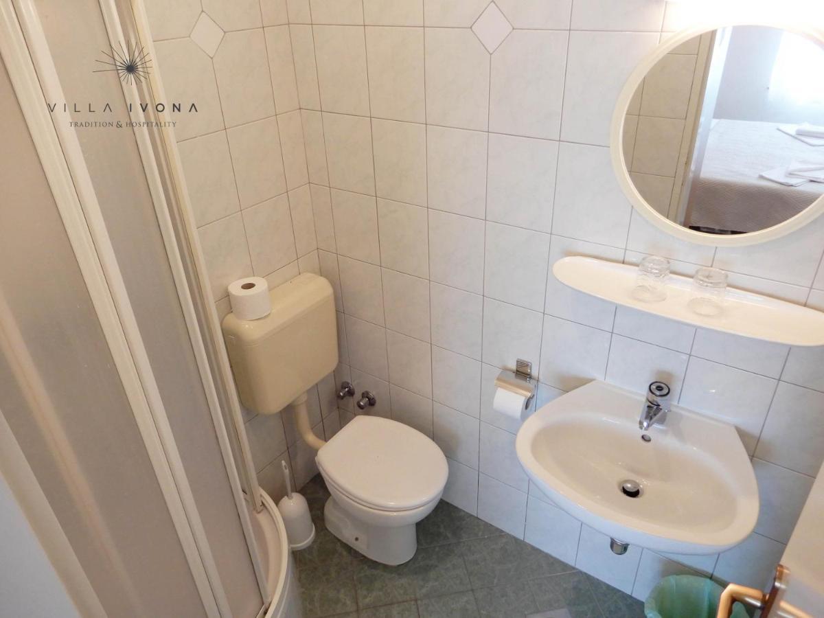 Bed And Breakfast Ivona Baška Voda Екстериор снимка